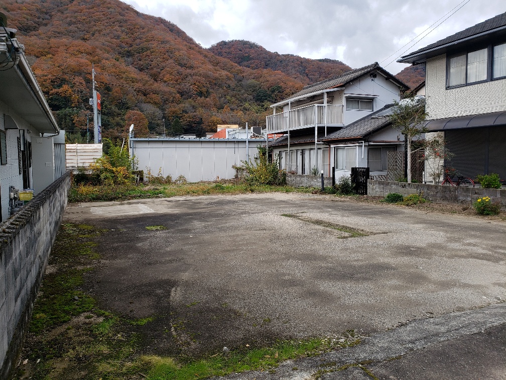 高梁市内山下の空き家（No.633） 写真2
